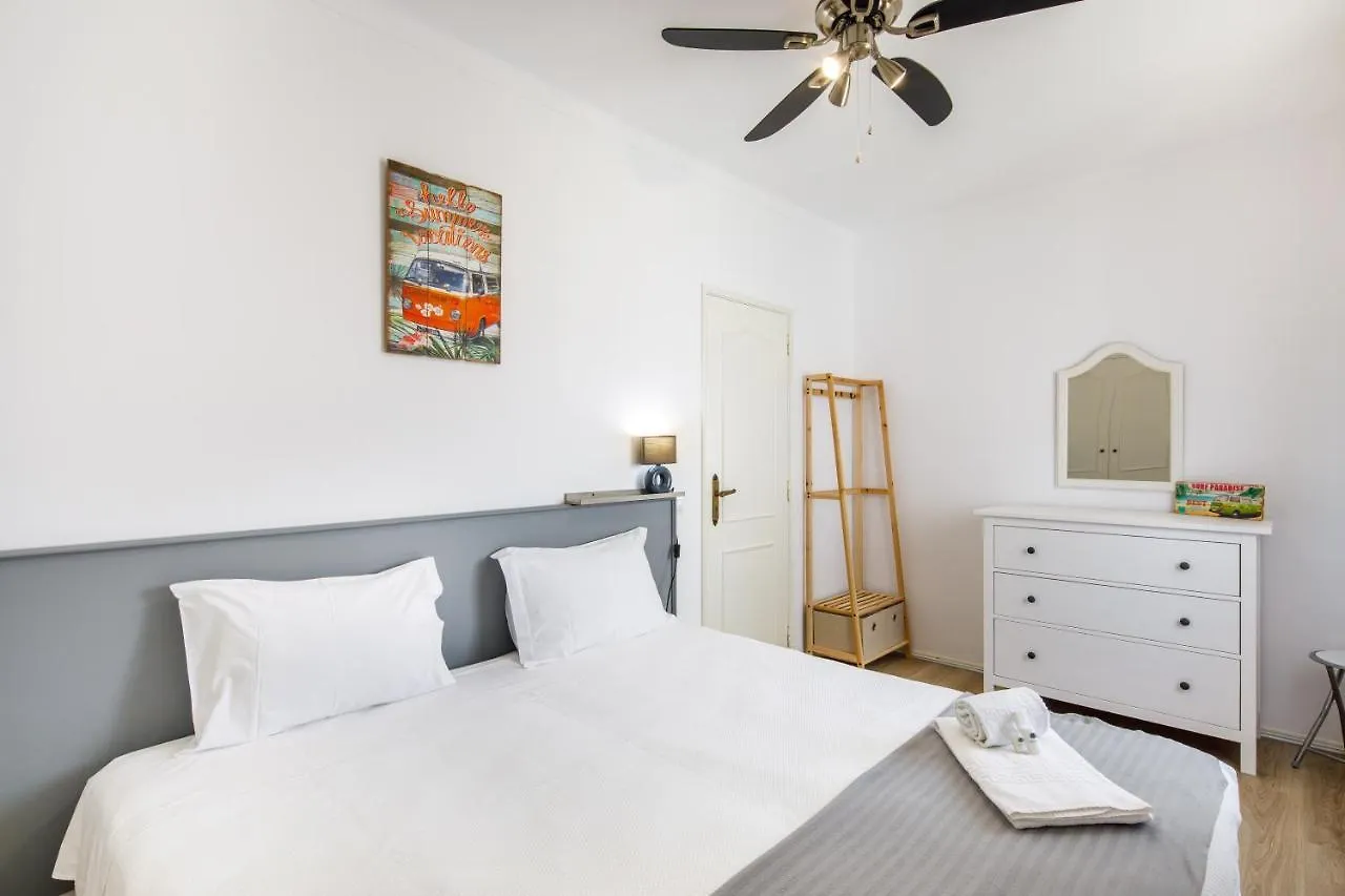 Sweet Beach Flat - Sea View-Wifi-Ac - 알보르 0*,  포르투갈