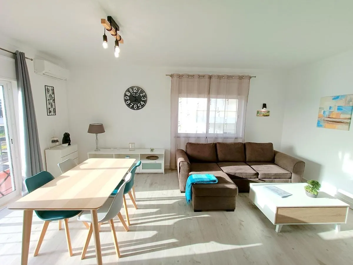 Sweet Beach Flat - Sea View-Wifi-Ac - 알보르 아파트
